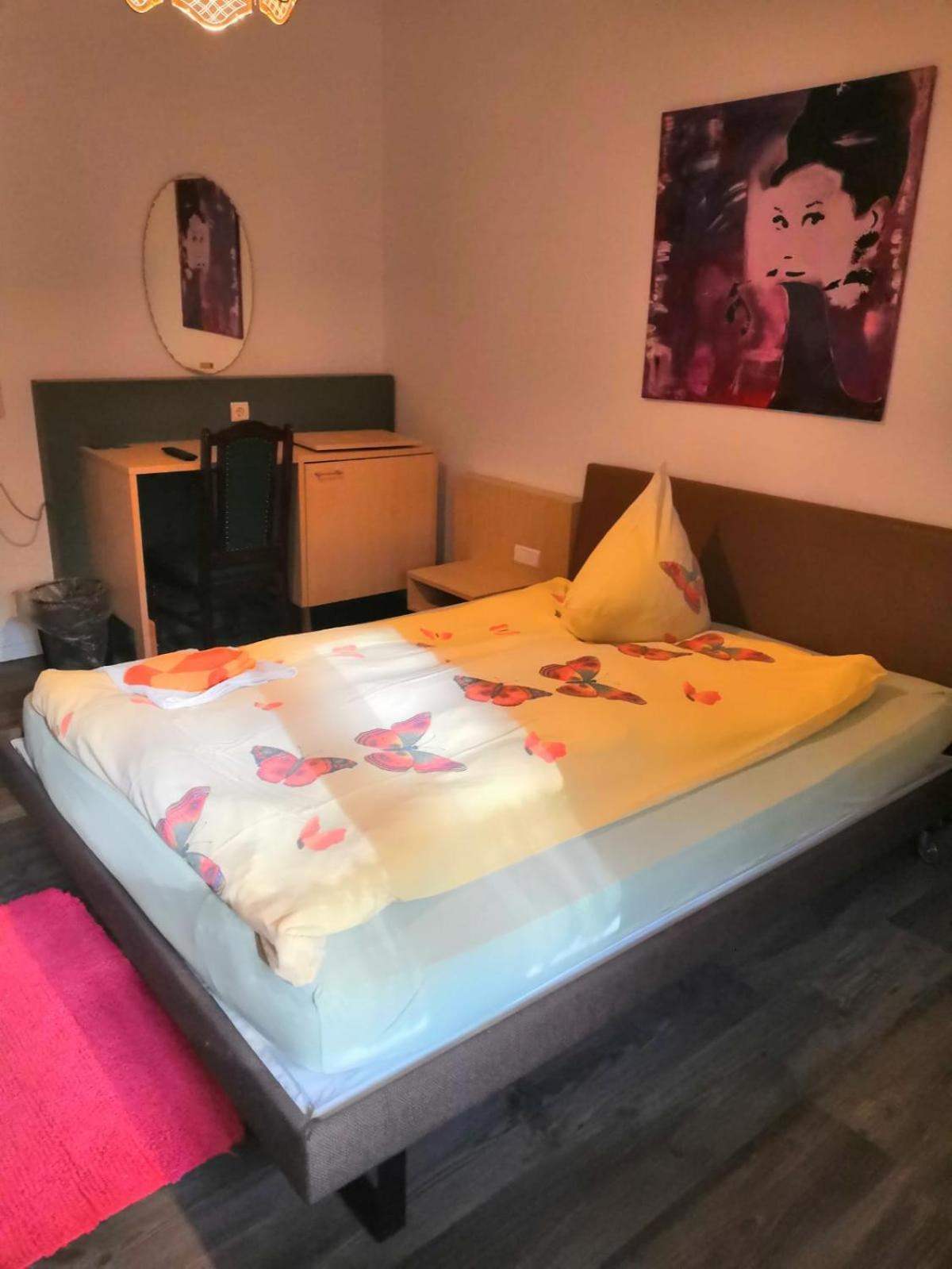 Hotel Zur Schmiede Heiningen Zewnętrze zdjęcie